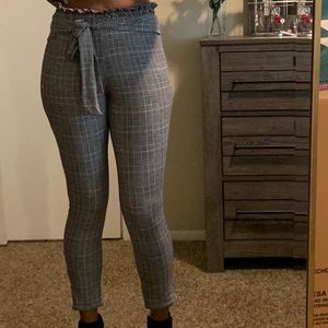 Black and White Plaid Ruffle Leggings